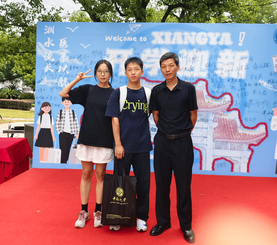 王明夫即兴读图:哑古身教