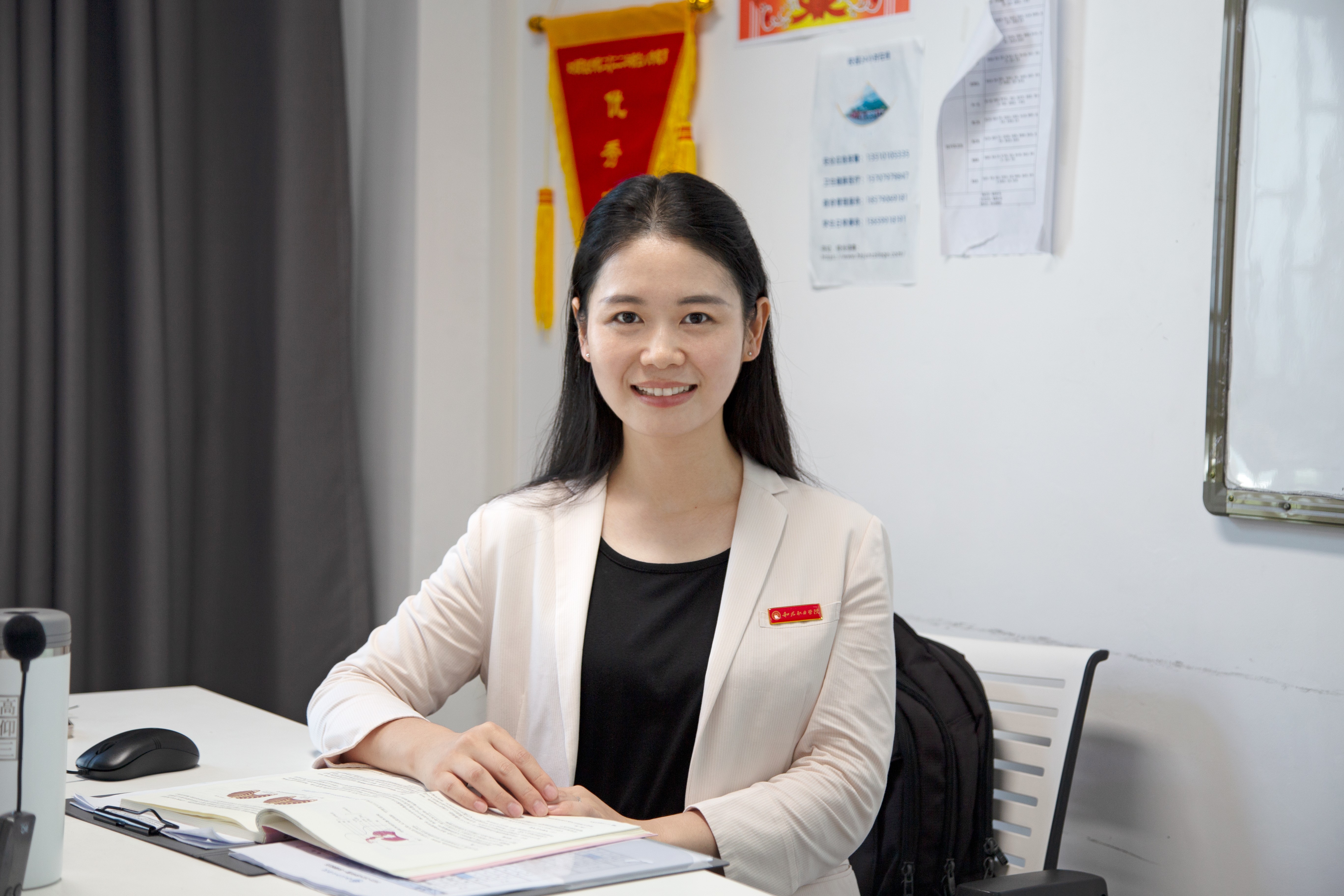 躬耕教坛 强国有我 | 赣州市巾帼建功标兵——张嫣