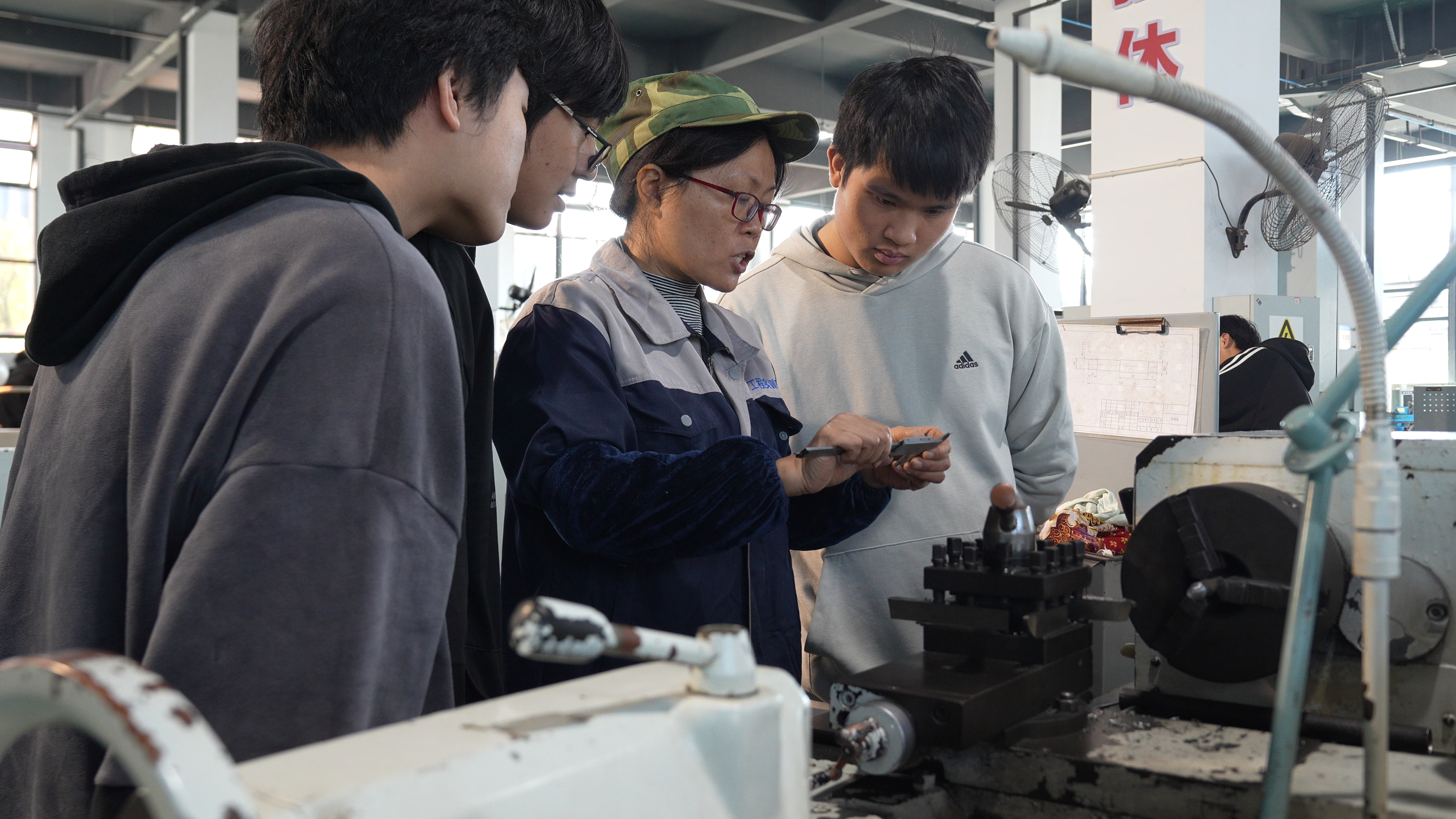 产业需求靶向培养 校企资源双向赋能 ——中国稀金谷·稀金产业学院两周年产教融合创新发展纪略