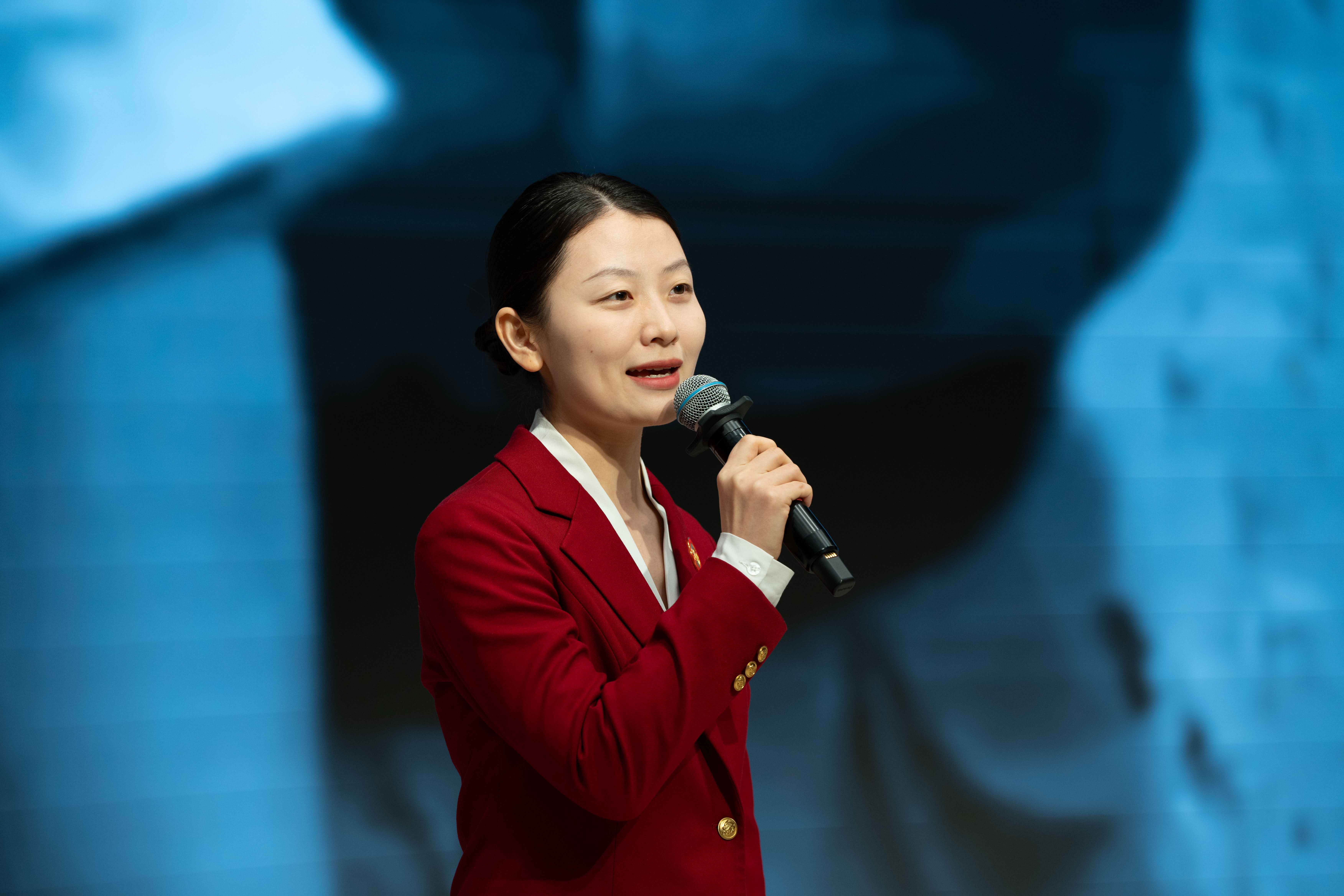 钟灵讲坛第二十四讲 | 长征精神永放光芒，时代青年接续奋斗——于都长征源宣讲团走进我校