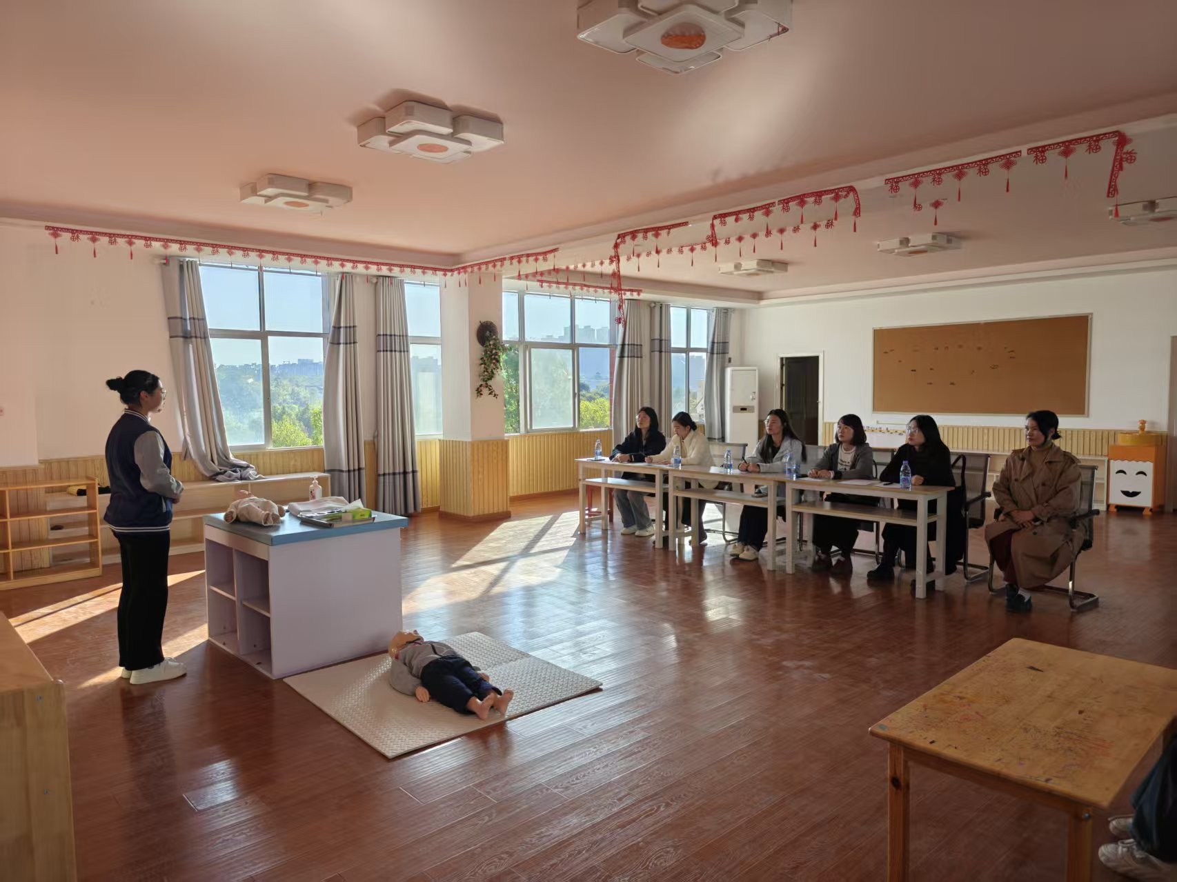 现代服务业产业学院赴会昌中专开展中高职一体化长学制培养转段考核评审