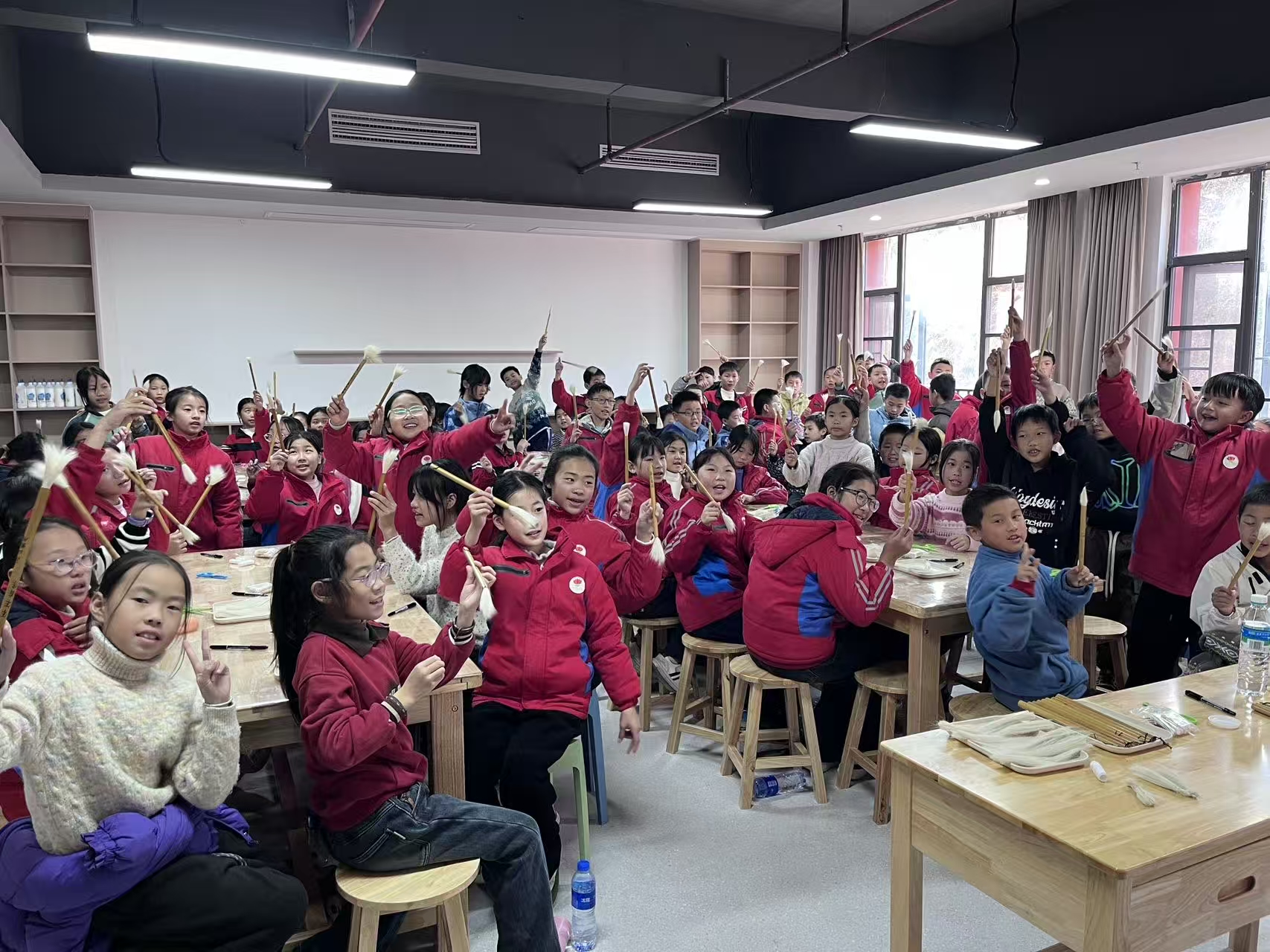 教学相长强能力 知行合一育新苗 ——现代服务业产业学院2024级研学学生开展特色实践活动