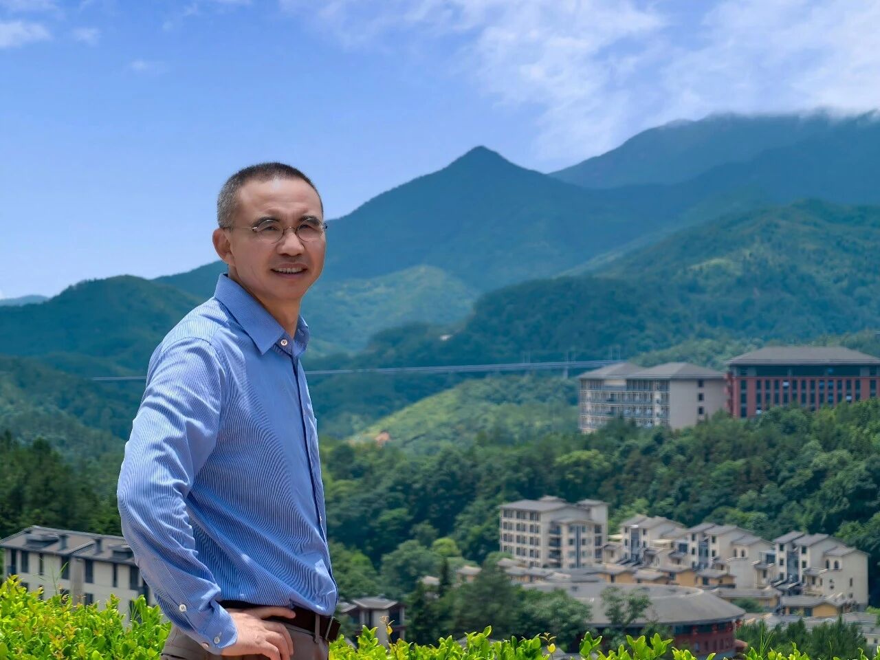 对话王明夫:“我是土色,像大地一样的颜色”
