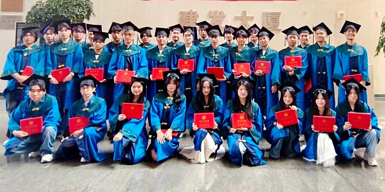 企业变校园:我校31名学子在天津企业收获“硬核”毕业礼