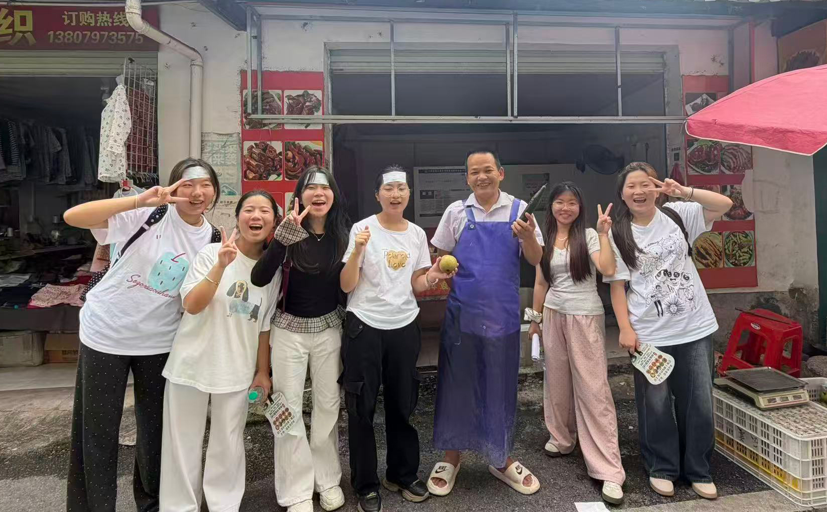 一元闯市井 实践炼青春 ——我校学子在于都街区开启超燃城市生存挑战