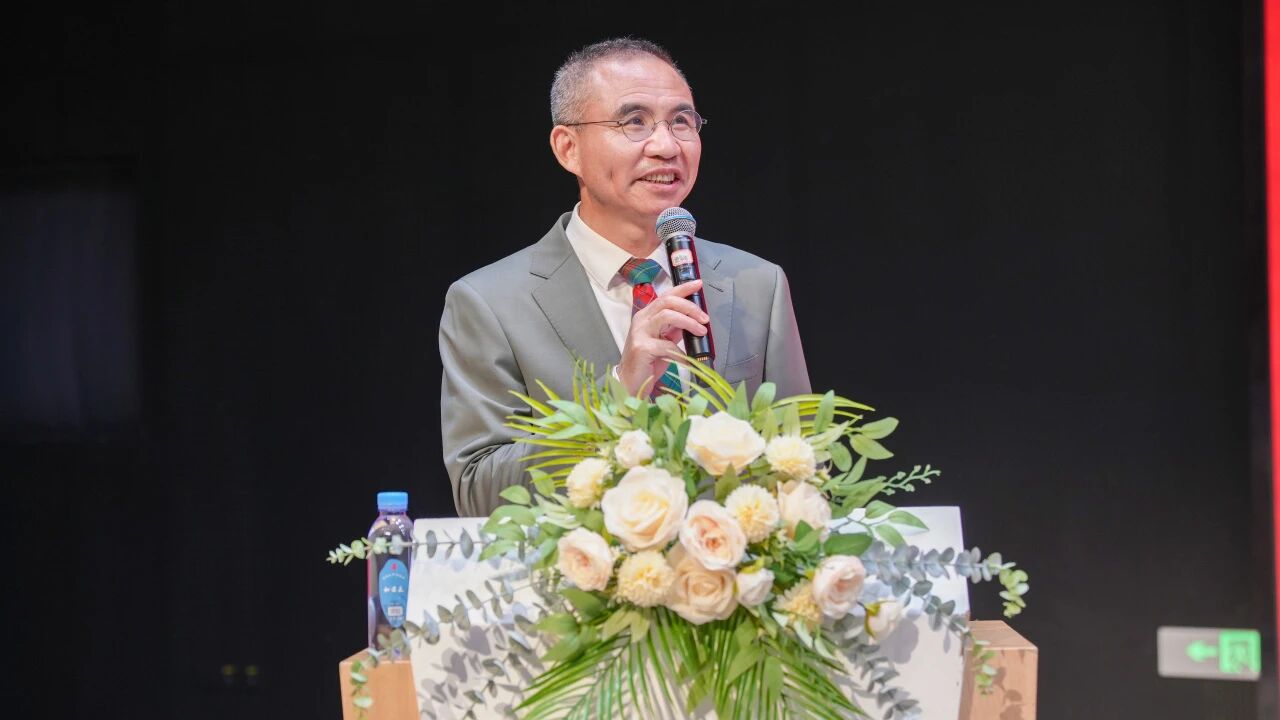 德技砺行 荣耀启航——和君职业学院隆重举行2026届毕业典礼
