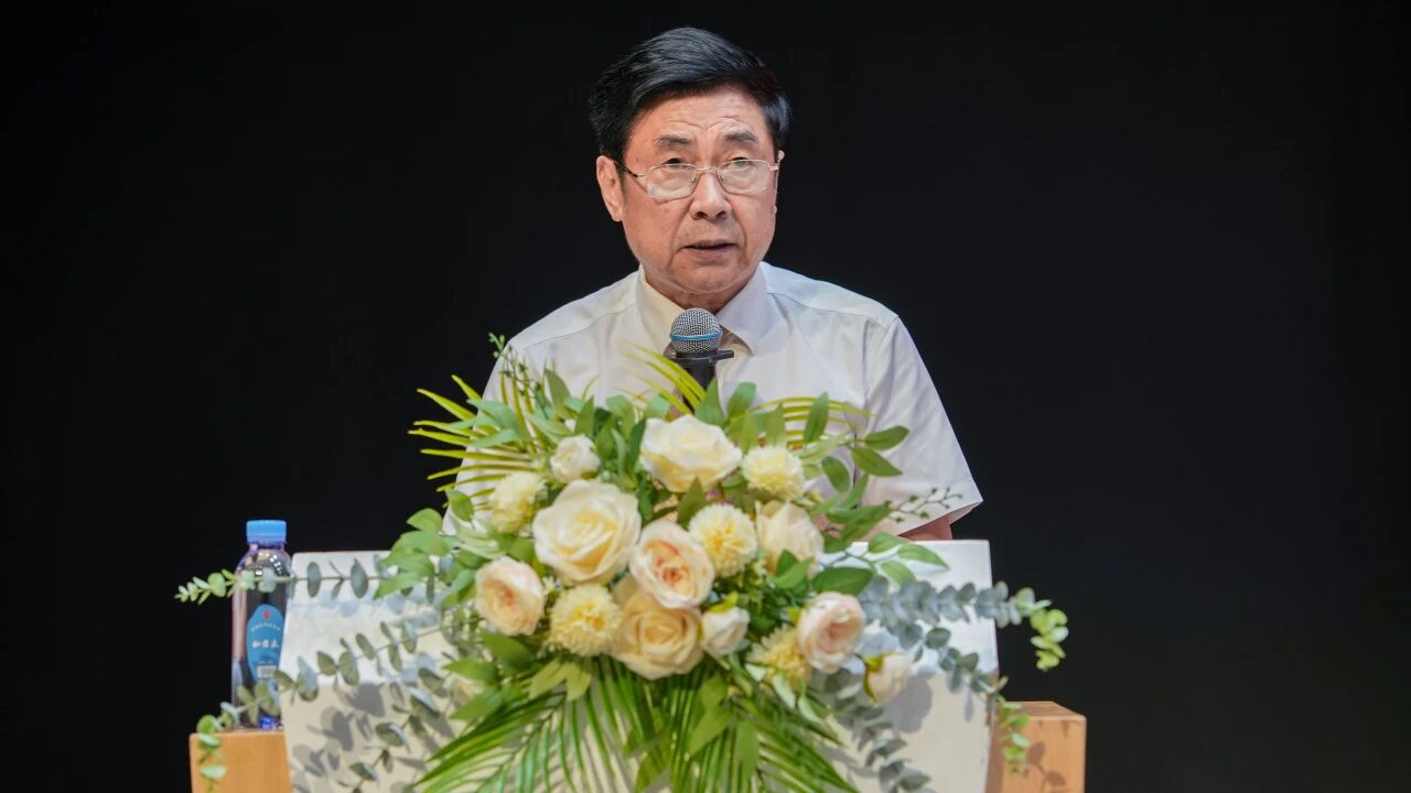 德技砺行 荣耀启航——和君职业学院隆重举行2026届毕业典礼