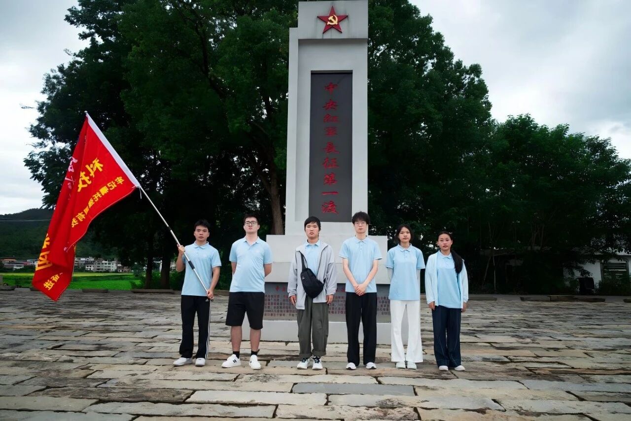 科创助农 青春发力——我校科技创新研学团开展暑期“三下乡”社会实践