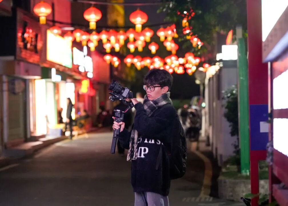 致敬第42个教师节 | 以荣誉致敬耕耘,以初心共赴新程