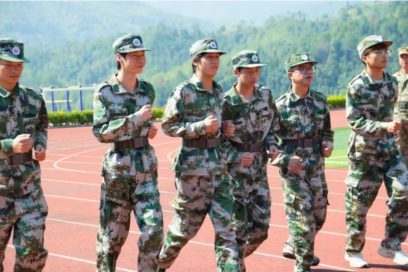 和君职业学院军训进行时 | 戎装砺少年 铁拳扬锐气
