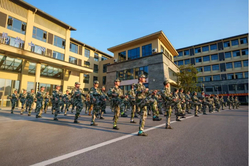 和君职业学院军训进行时 | 戎装砺少年 铁拳扬锐气