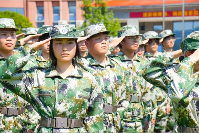 和君职业学院军训进行时 | 戎装砺少年 铁拳扬锐气
