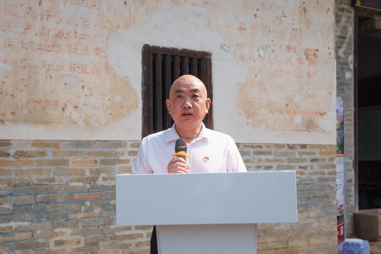 唐义贞烈士生平事迹展在和君职业学院揭牌