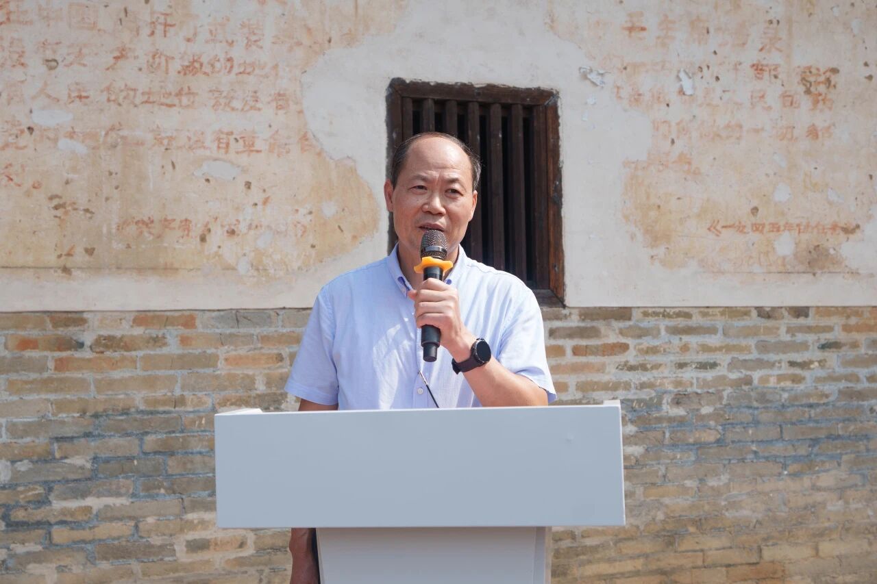 唐义贞烈士生平事迹展在和君职业学院揭牌